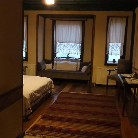 Otel Zifin 3*