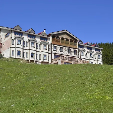 Otel Zifin 3*